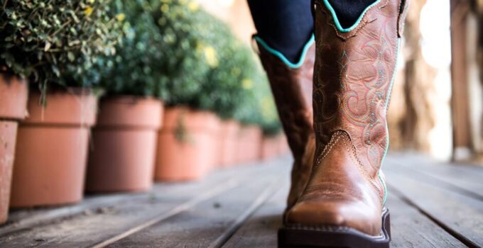 How To Polish Cowboy Boots With Stitching